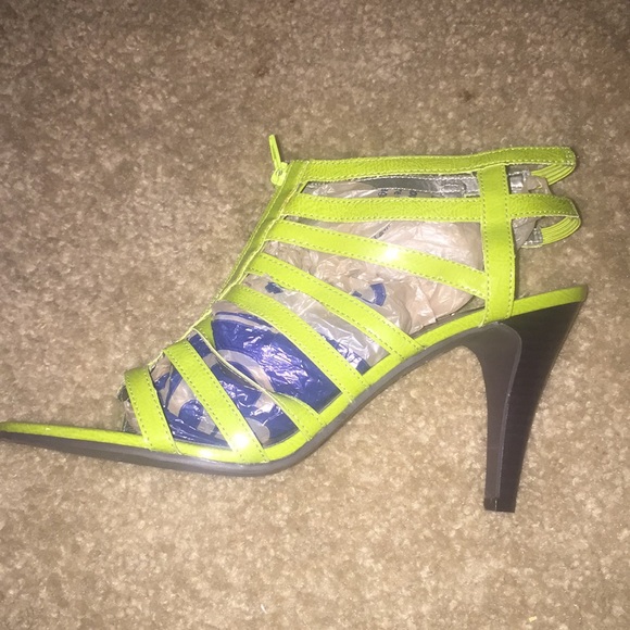 Worthington Shoes - Worthington